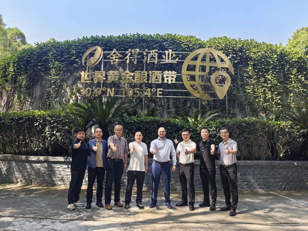 Photo of Hui10 Team at Shede Distillery